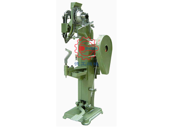 large skates Riveting Machine